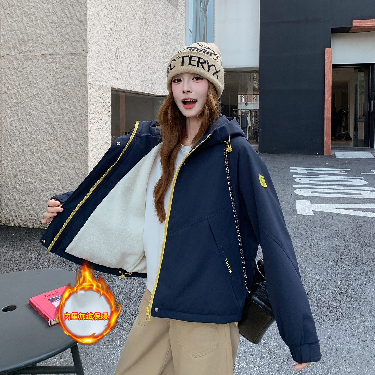 现货！现货！2025冬季新款连帽加绒加厚棉衣棉服女