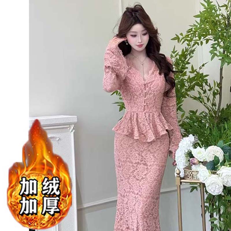 加绒加厚套装2025秋冬新款女深v蕾丝上衣包臀鱼尾裙两件套TX0304