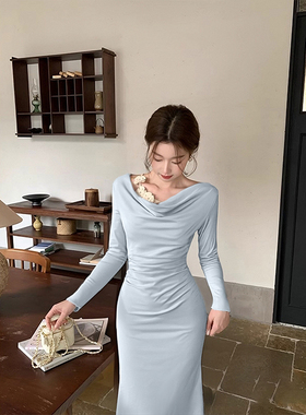 2025秋冬新款韩系设计感气质修身显瘦长袖连衣裙内搭打底裙D4254