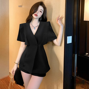 外套女高腰阔腿休闲短裤 露腰V领西装 两件套1629 套装 2025时尚