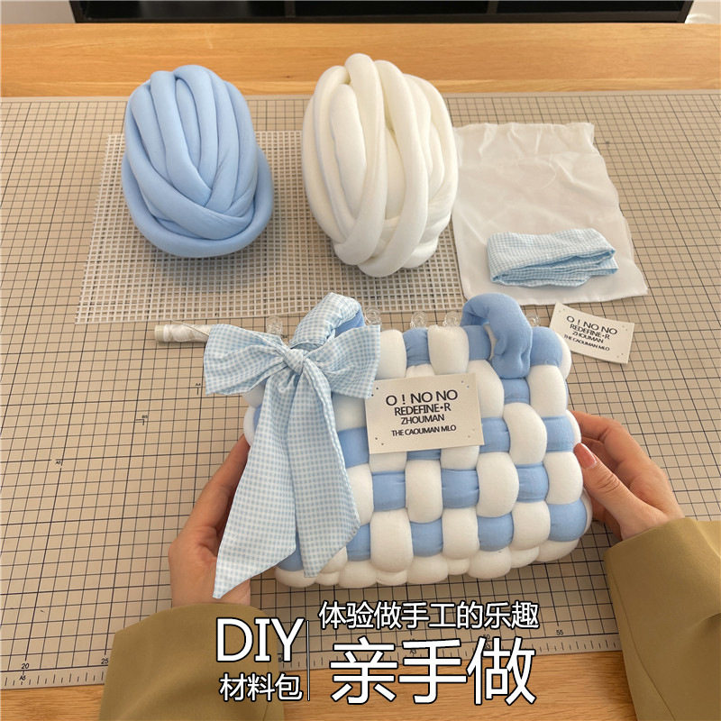 粗毛线棉花糖棋盘格小方包diy图片