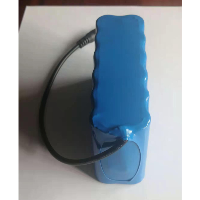 厂家制造12V 8AH三元锂电池 防盗门锁锂电池 充电电池组