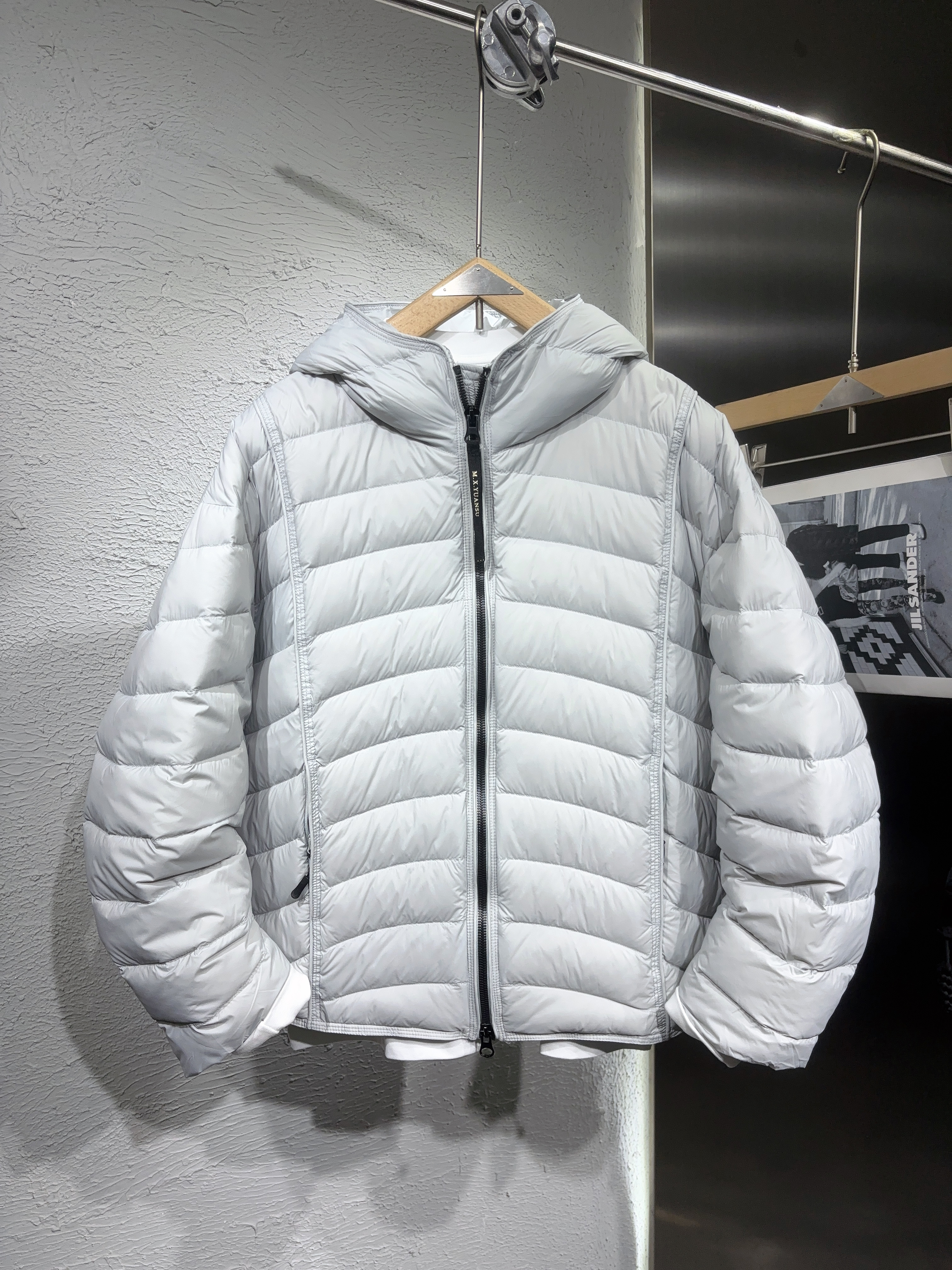 冬季新品日系简约鱼骨廓形连帽白鸭绒羽绒服男女款宽松轻薄外套潮