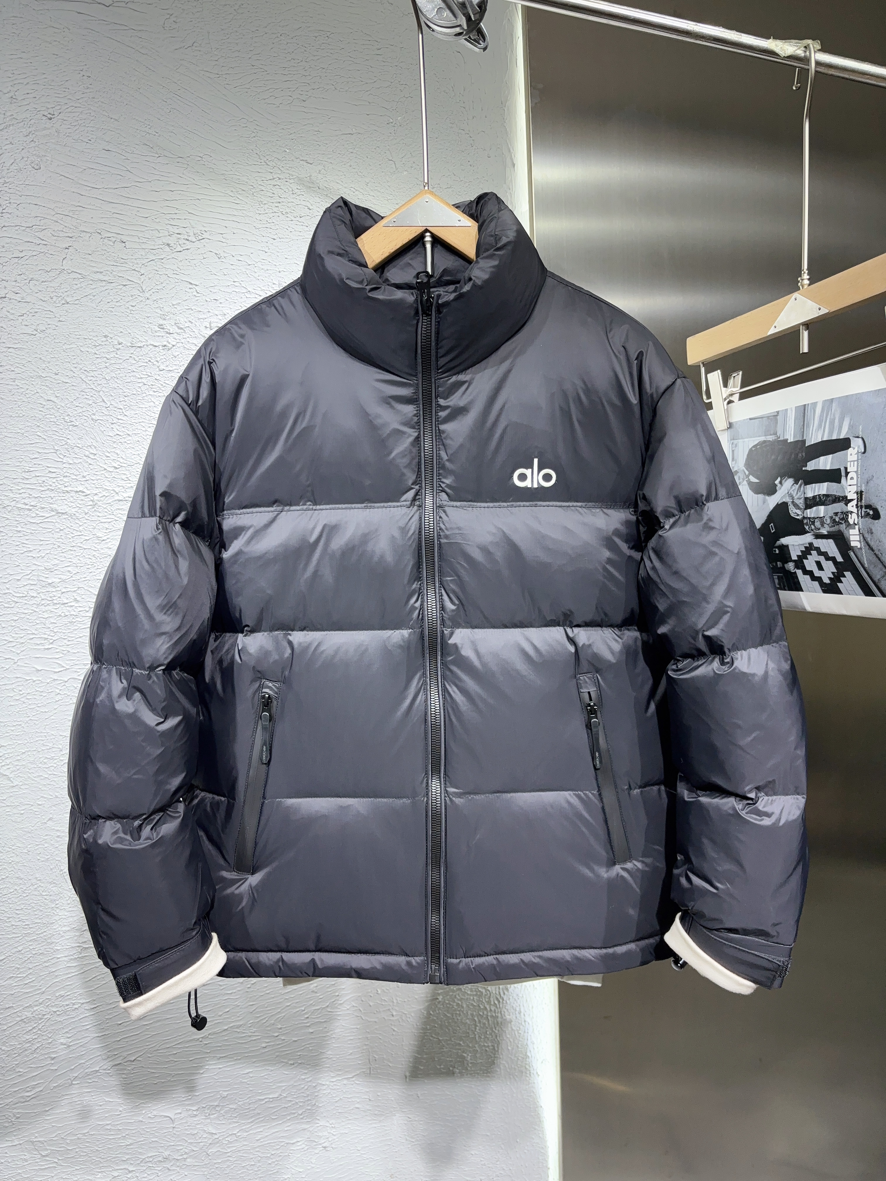 2025新款美式复古立领羽绒服时尚百搭防风保暖羽绒服男女同款外套