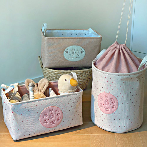 手工缝制布艺刺绣收纳筐