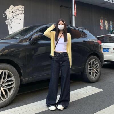 纯哥家深蓝色直筒牛仔裤