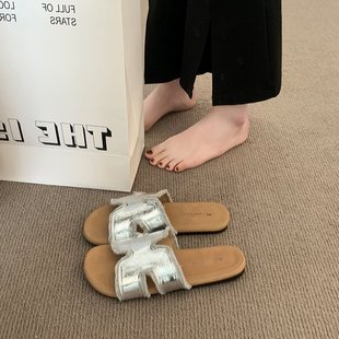 網(wǎng)紅爆款 女夏外穿2025新款 超火時(shí)尚 高級(jí)感絕美配裙子海邊 平底拖鞋