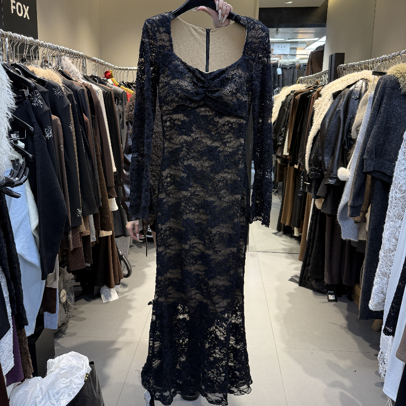 韩版长款收腰鱼尾蕾丝连衣裙