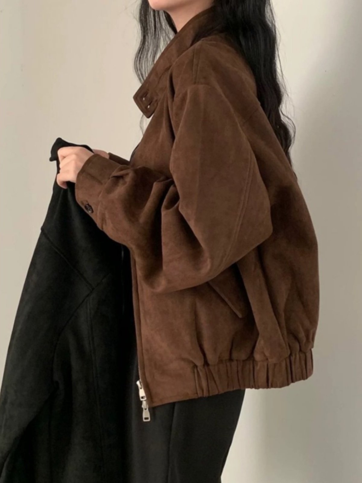 棕色短款羽绒服女冬季2025新款覆古时尚高级感90白鸭绒羽绒服夹克