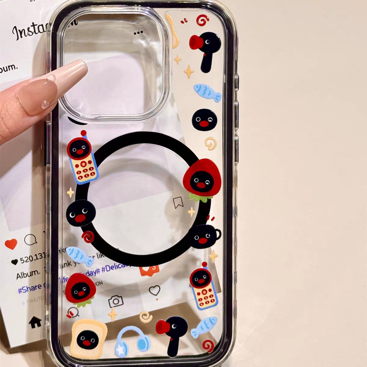 可爱小企鹅围边炫彩磁吸适用苹果16/15iphone13XR/MAX华为手机壳