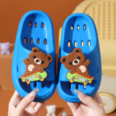 儿童浴室洗澡漏水速干防滑凉拖鞋