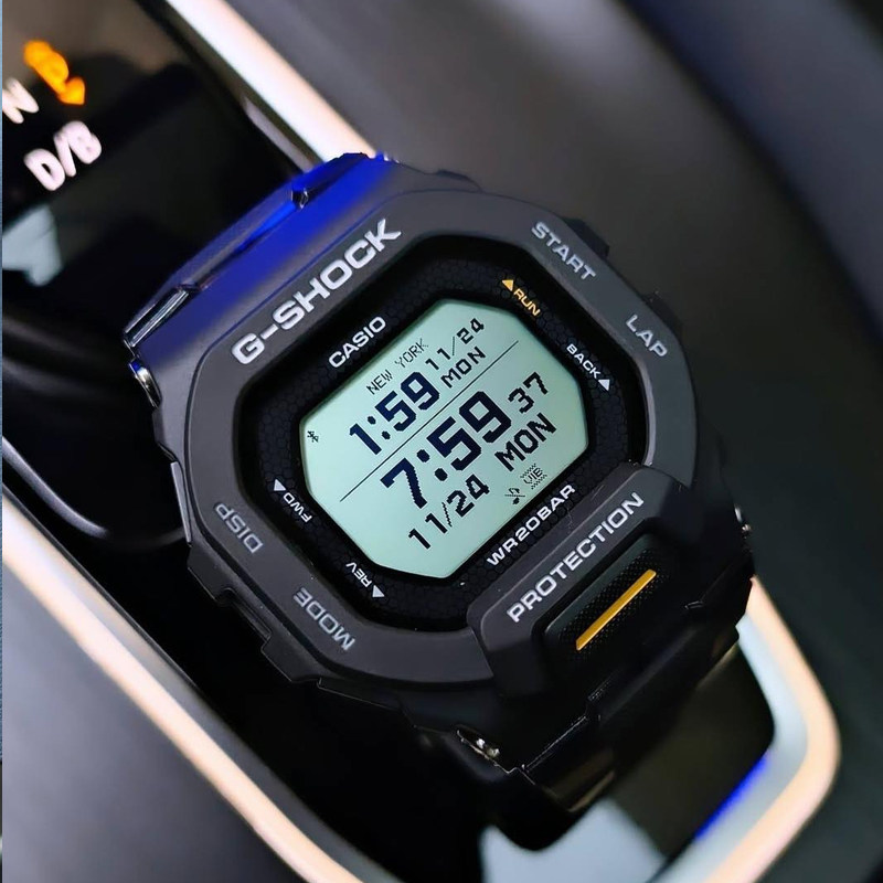 卡西欧G-SHOCK系列数字式蓝牙树脂表带防水男士腕表 GBD-200-1A1