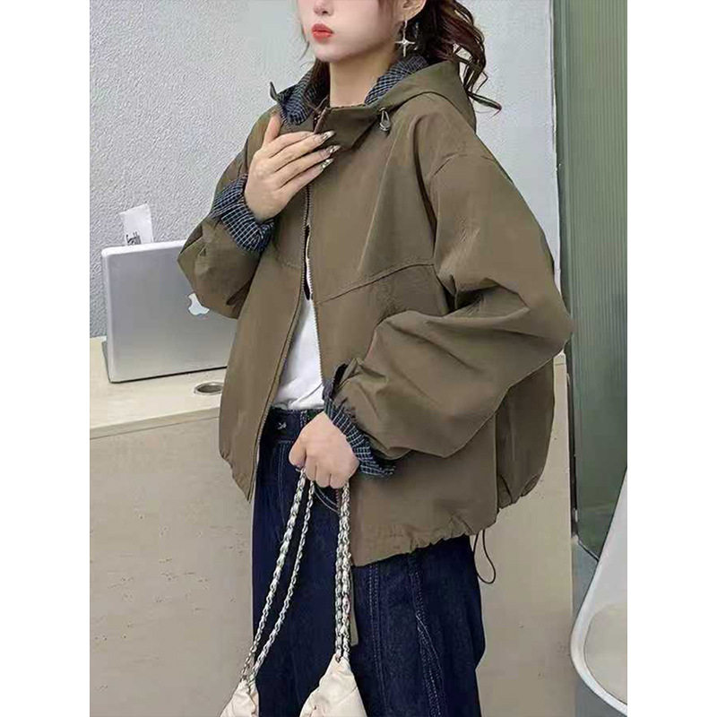 2026春季新款宽松大码连帽长袖工装风外套女 休闲百搭纯色棒球服