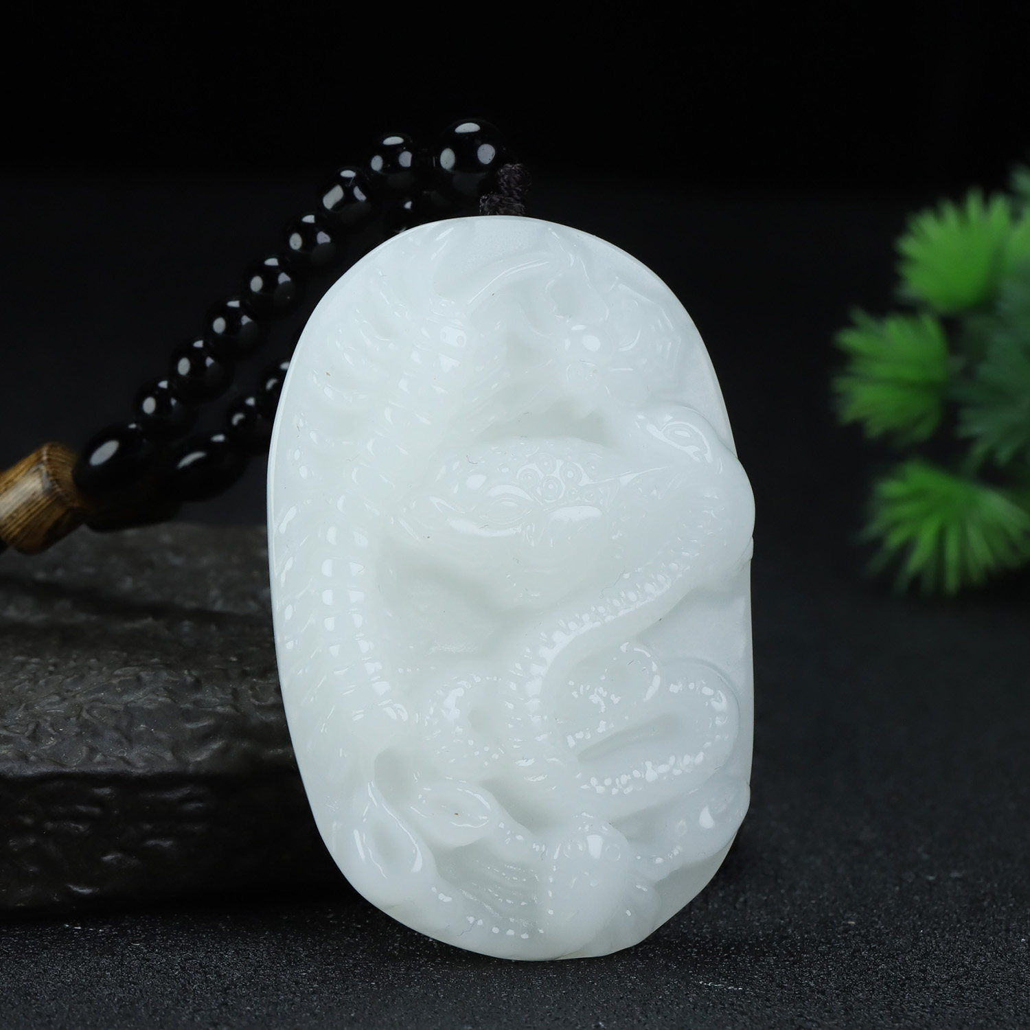 和田玉籽料五毒手把件蜈蚣蜘蛛蟾蜍蝎子蛇百毒不侵玉石挂件新疆