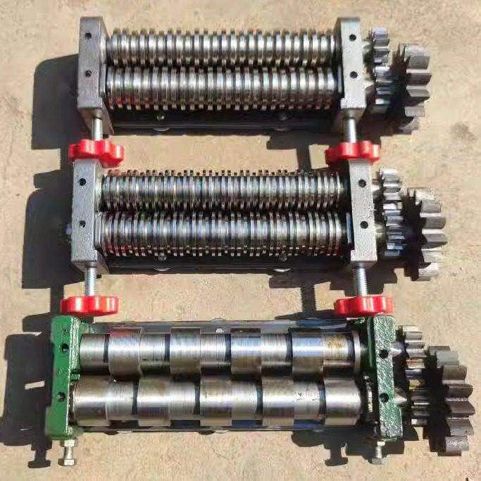 白水压面条机面刀刀头配件圆面刀板面刀不锈钢面条机刀单刀两用刀