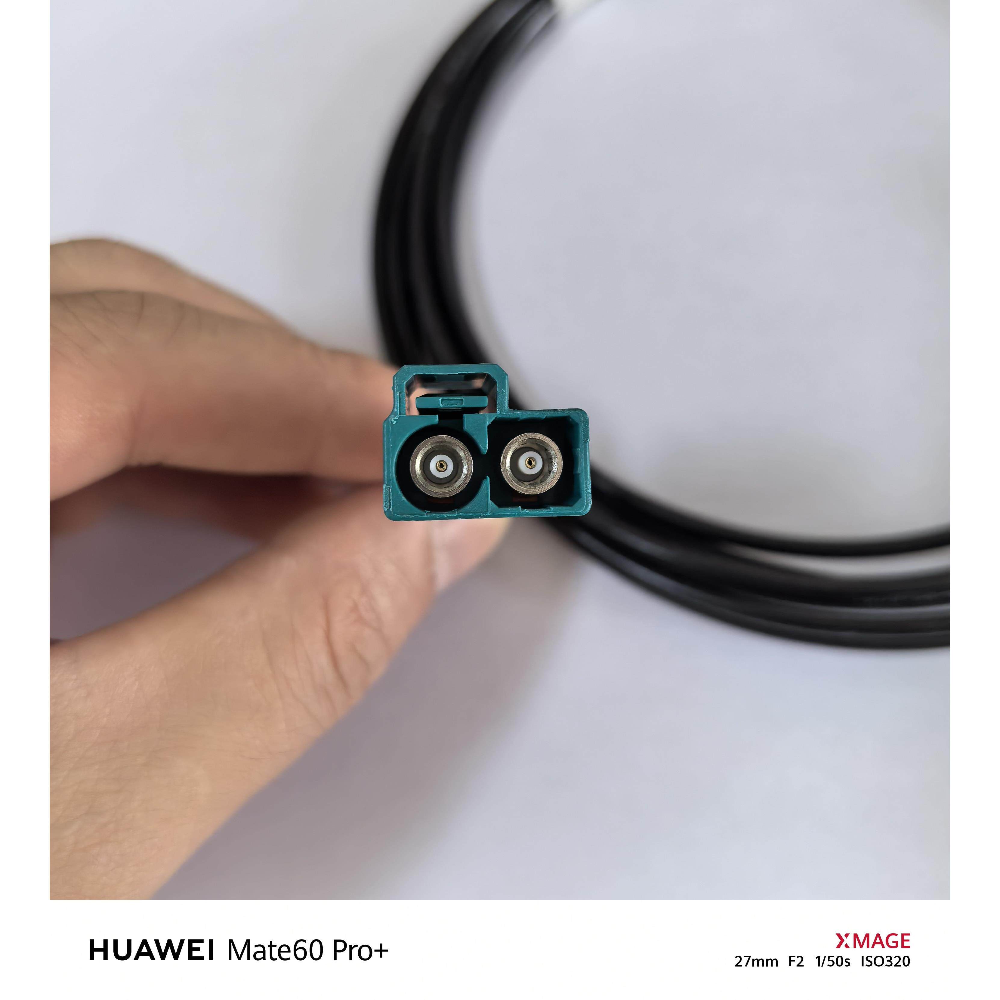适用于奔驰HU5.5HU6导航屏幕视频线仪表连接线fakra射频信号传输