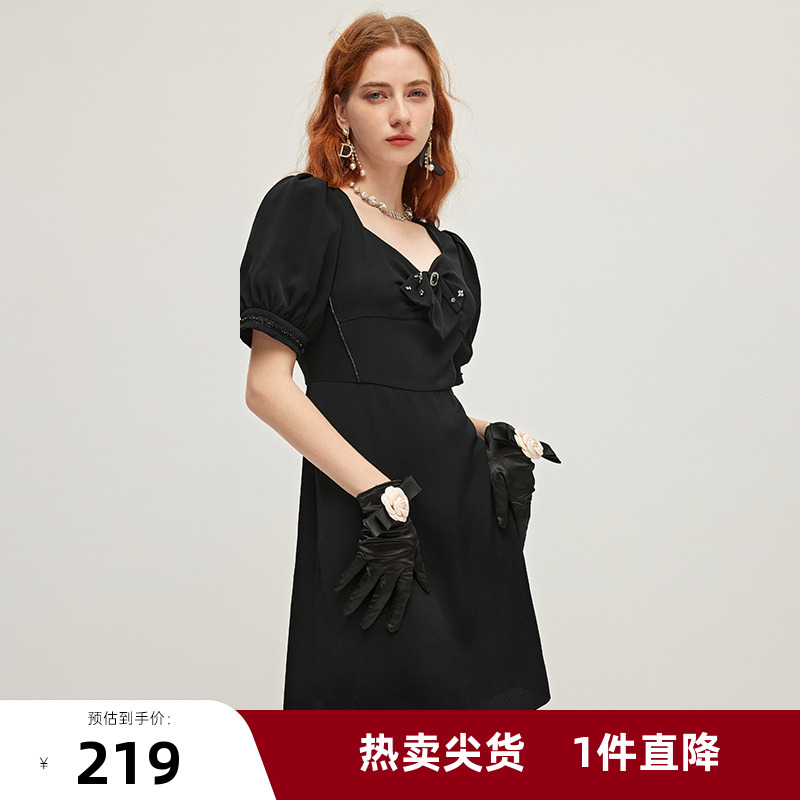 miss COCOON收腰小A裙2022夏新款女装气质纯色减龄泡泡袖连衣裙