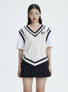 REVAN芮范设计师款学院风珠片绣毛织背心RN11202032