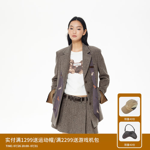 REVAN芮范趣味小狗印花丝巾毛呢西装外套RL92601207