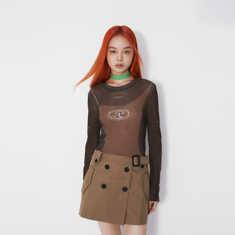 REVAN芮范新品设计师款闺房风吊带印花皮肤衣RM70801037