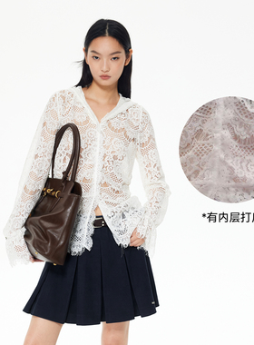REVAN芮范法式纯欲风蕾丝花纹连帽V领单衣RL90802180