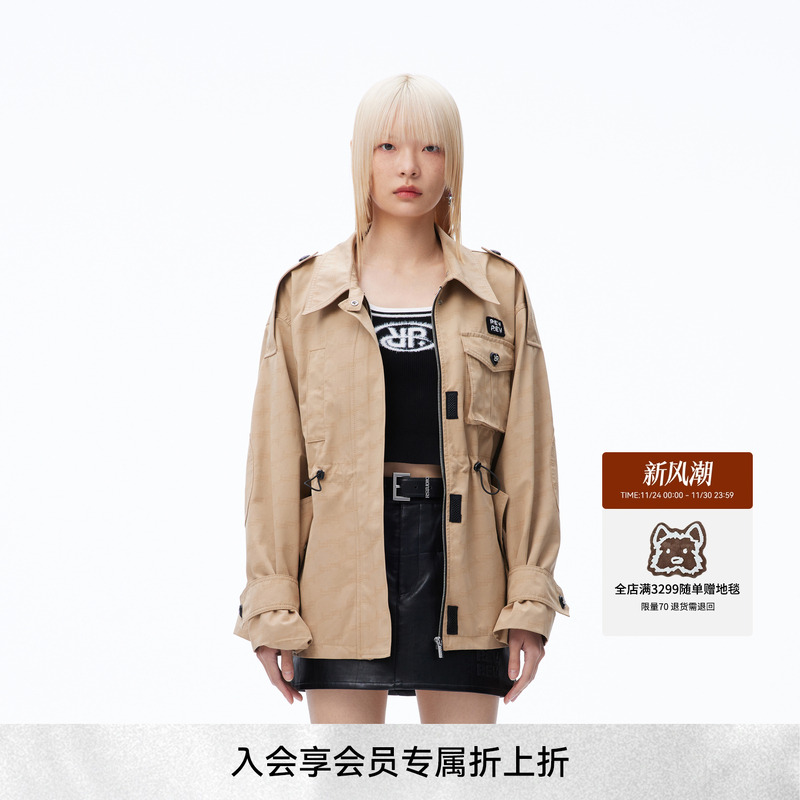 REVAN芮范2023秋季新品设计师款质感印花卡其色短风衣RN70110269