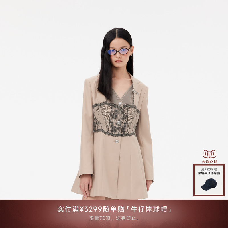 REVAN芮范新品设计师款闺房风印花西装连衣裙RM11101122