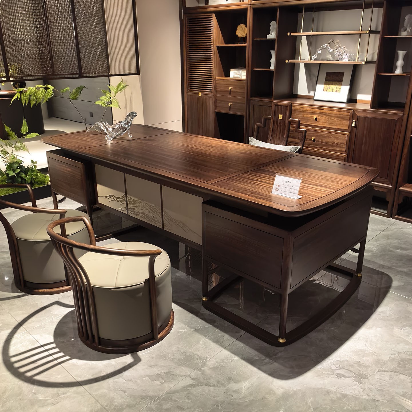 新中式办公桌北美黑胡桃木大班台现代老板总裁桌高端董事长办公室