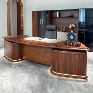 新中式实木老板桌北美黑胡桃木大班台现代高级感总裁办公桌椅定制