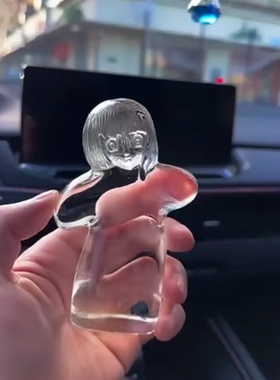 谁懂啊！傻妞水晶娃娃摆件巨可爱