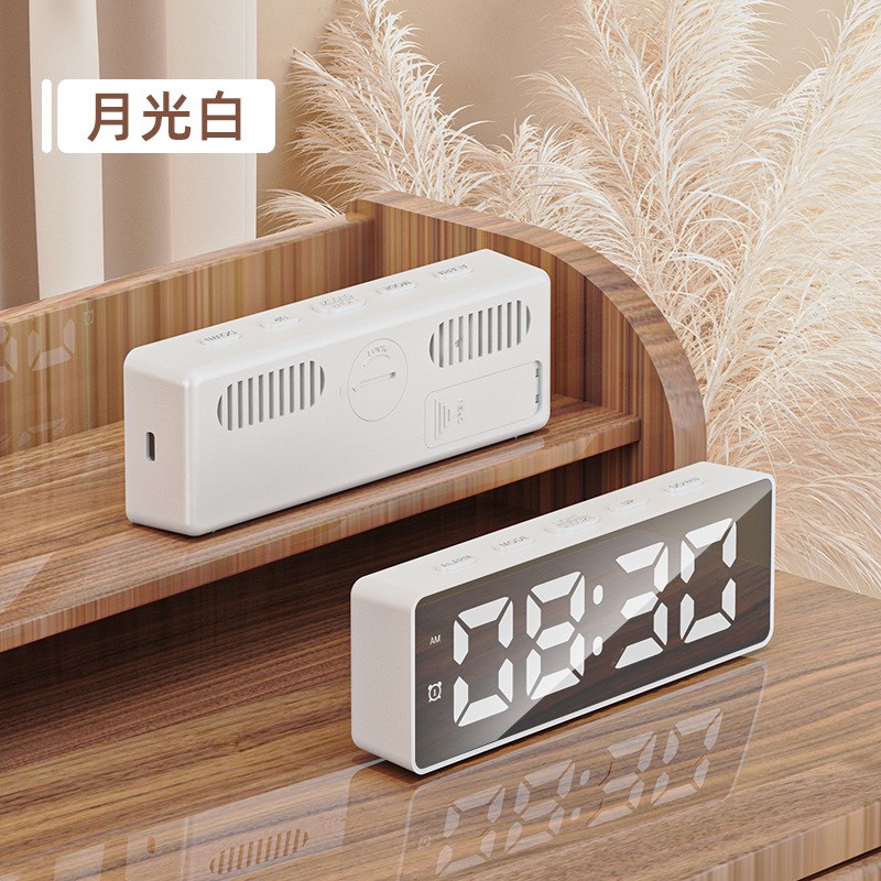 大数字时钟电子钟表时间显示充电客厅摆件电视柜桌面摆放台式闹钟