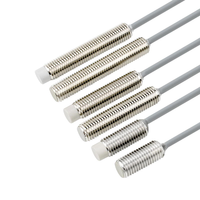 M8接近开关三线24V电感式金属感应开关传感器IA2T-B0802N-O3A2
