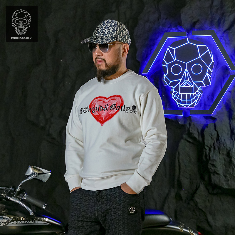 ENGILDGAILY金刚铁甲骷髅头圆领红色爱心字母印花男女套头卫衣