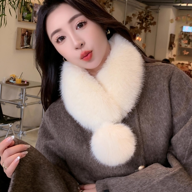 毛领围脖毛毛围巾女士冬季保暖简约气质百搭仿皮草毛球护颈高级感
