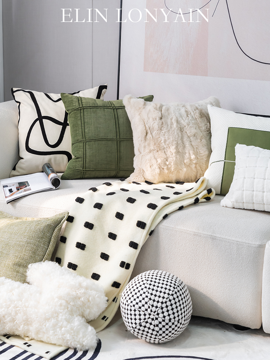 ELINLONYAIN米白色沙发绿色抱枕