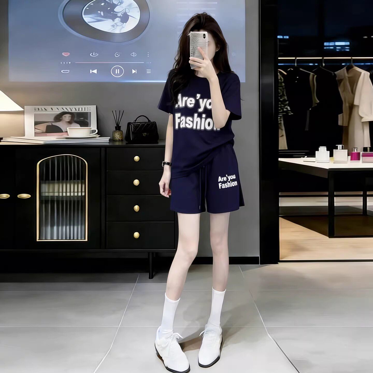 学院风慵懒风休闲运动套装女夏季正肩短袖上衣减龄显瘦短款两件套