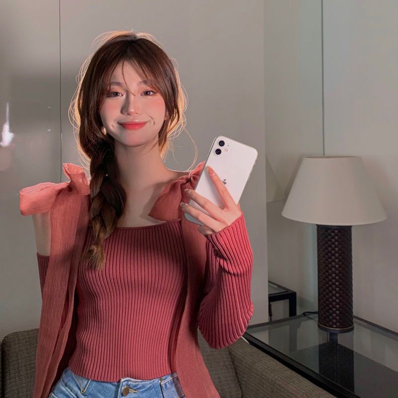 设计感薄款长袖毛衣洋气镂空露背显瘦一字肩绑带针织短款外穿上衣