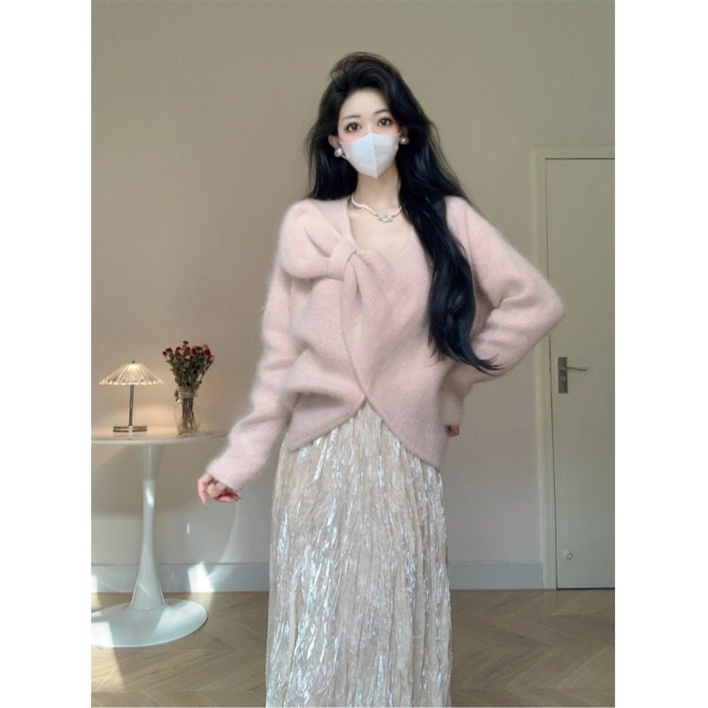 温柔风套装冬季蝴蝶结软糯粉色针织毛衣女设计感褶皱半身裙两件套