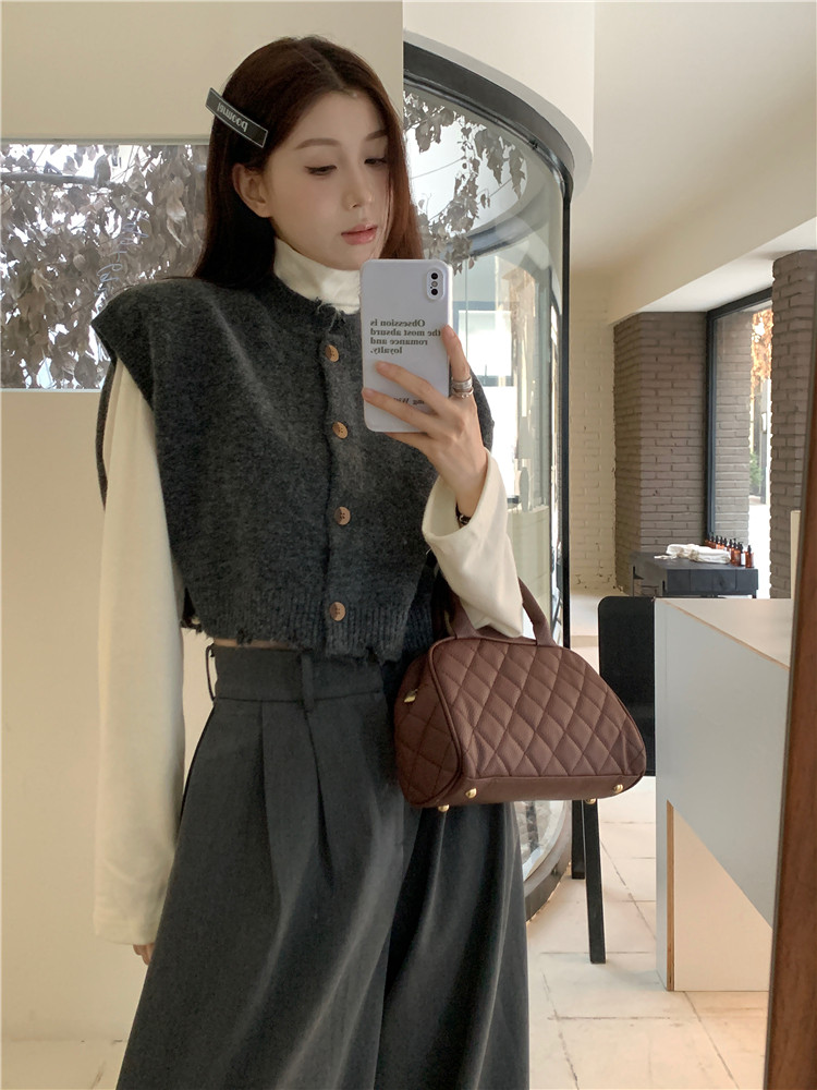 法式复古叠穿针织马甲阔腿长裤高领打底衫女春秋2026新款时尚套装