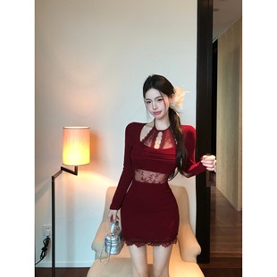 纯欲风黑色蕾丝针织挂脖连衣裙女秋冬打底内搭性感辣妹修身 包臀裙