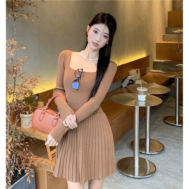 春秋气质显瘦针织连衣裙