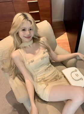 立体蝴蝶结网纱吊带连衣裙女夏季黄色裙子纯欲短裙褶皱收腰包臀裙