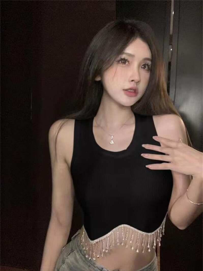 流苏水钻吊带背心女夏季2026新款爆款针织修身短款设计感纯欲上衣
