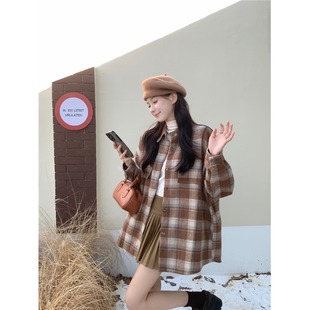 加厚磨毛格子衬衫女秋冬新款日系设计感复古宽松洋气叠穿衬衣外套