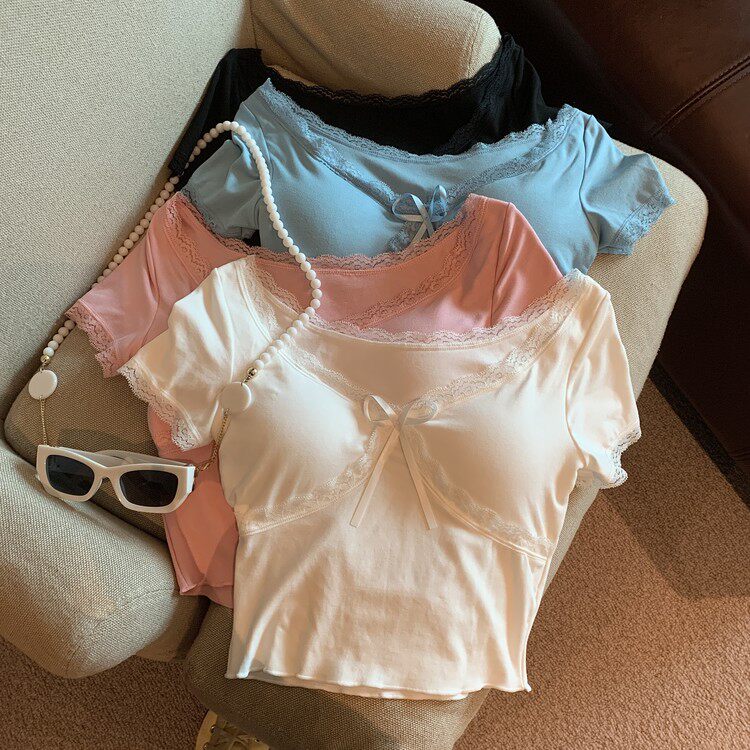 蕾丝花边V领带胸垫短款T恤女2026年夏季新款纯欲性感V领短袖上衣