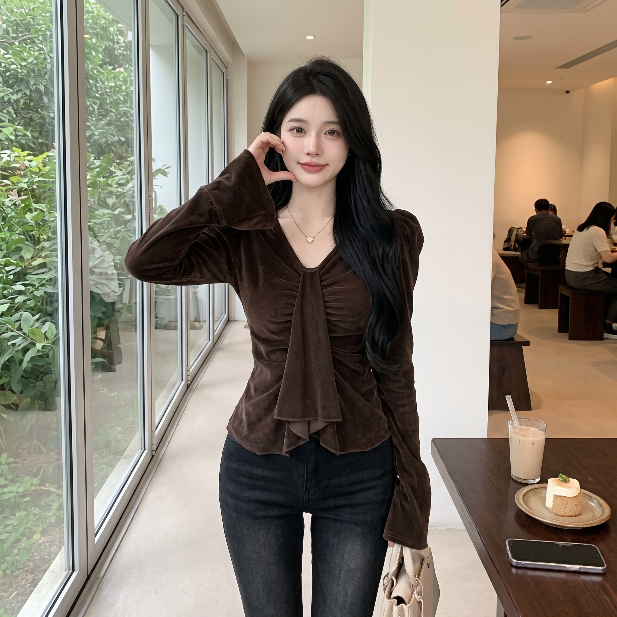 秋冬港风丝绒V领显瘦长袖上衣
