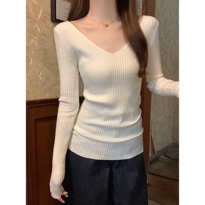 别致V领修身显瘦辣妹长袖打底衫