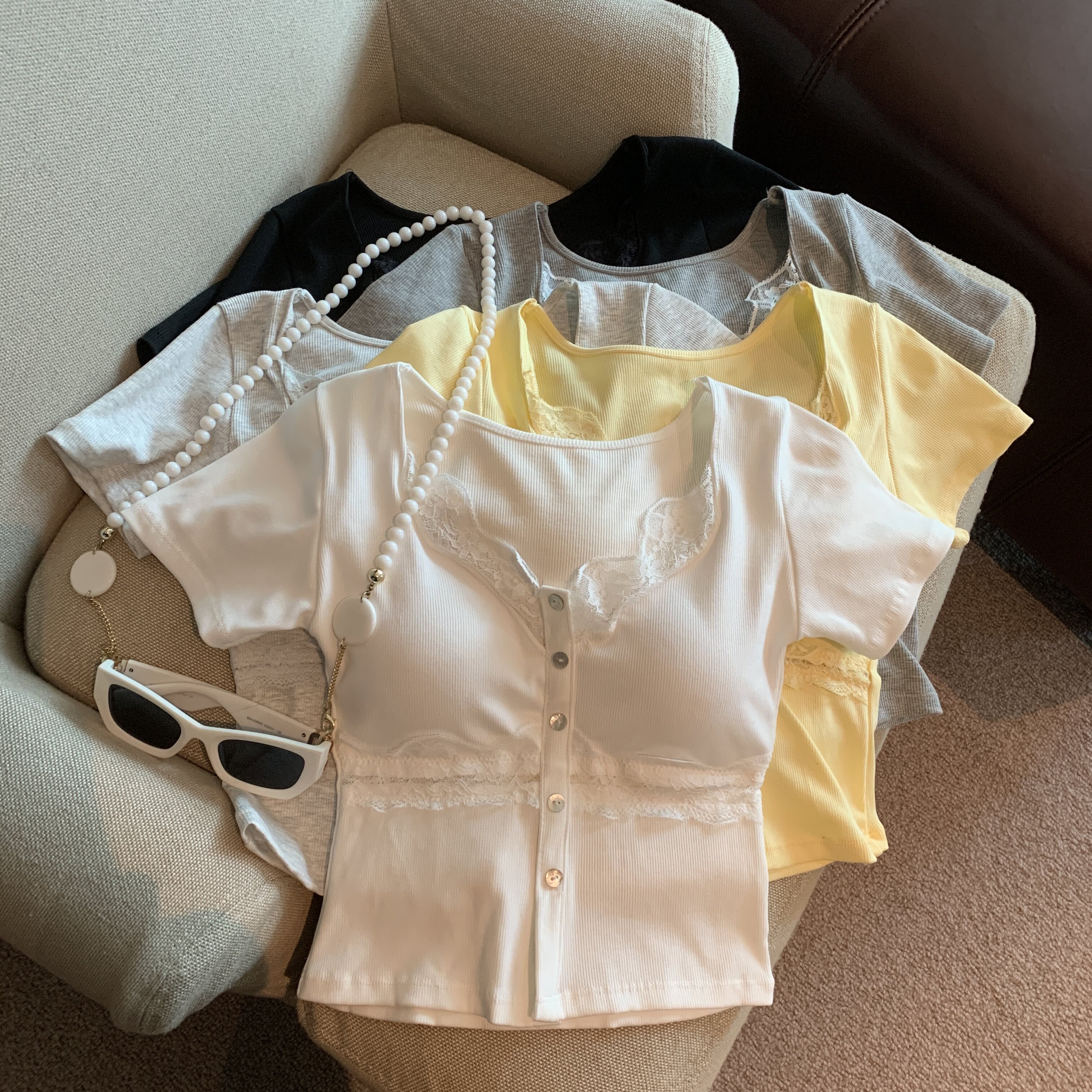 甜美蕾丝拼接短袖青年时尚夏季显瘦无胸垫外穿辣妹显气质女生上衣