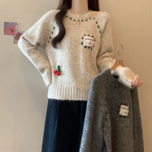 韩系复古樱桃圆领套头毛衣女秋冬季宽松慵懒风高级感加厚针织上衣