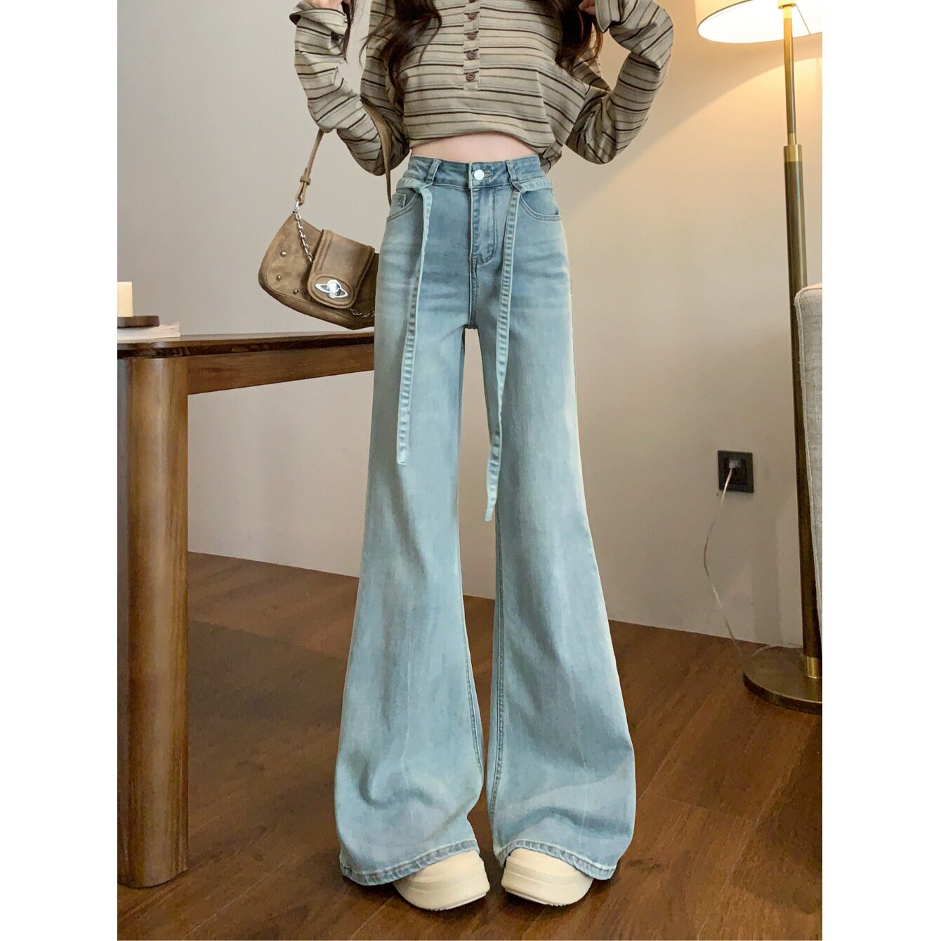 浅蓝色高腰微喇牛仔裤女春季宽松不贴腿弹力垂感休闲喇叭拖地长裤